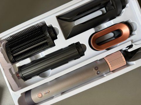 Уцінка!!Стайлер HS09 4в1 з насадками для сушіння, вирівнювання та локонів(Сливовий) 0355 фото
